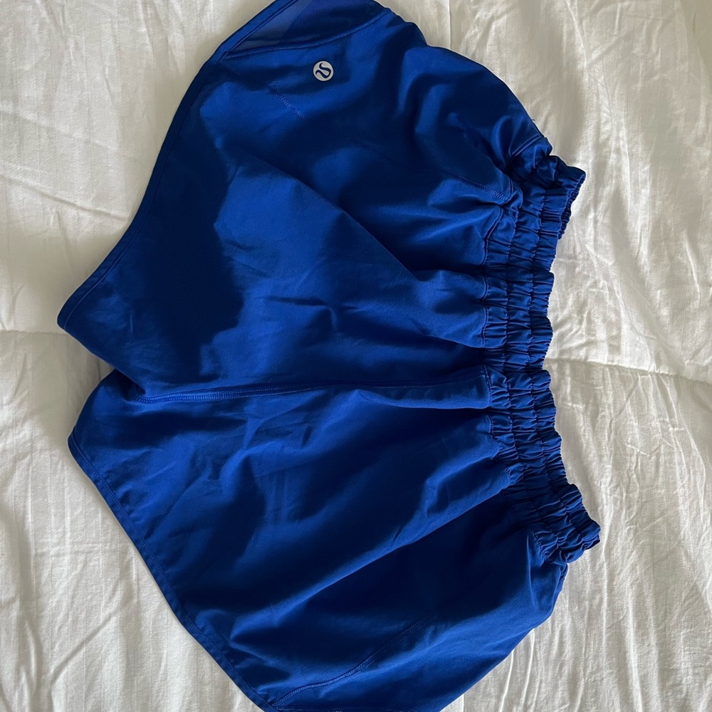 Lululemon shorty hot shorts, 2.5, symphony blue, size 10